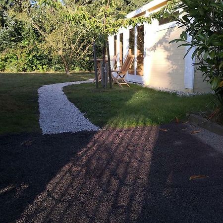 25 Qm Holz Bungalow, Garten-Grill, Gehoben, Optimiert, Massivholzbett Scharbeutz Exterior photo